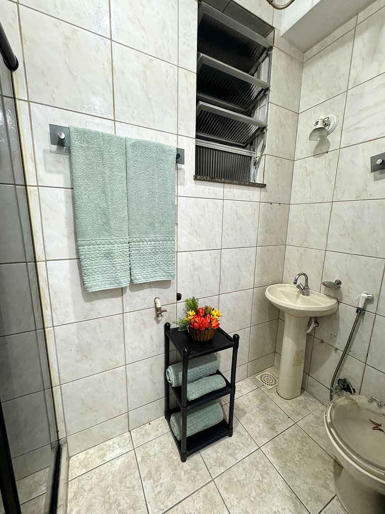 Na Quadra da Praia Posto 5 NSC1137-502