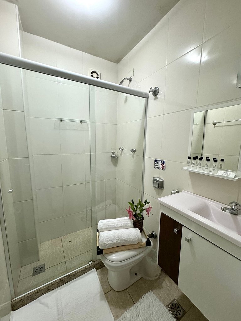 Na Quadra da Praia Posto 5 NSC1137-401