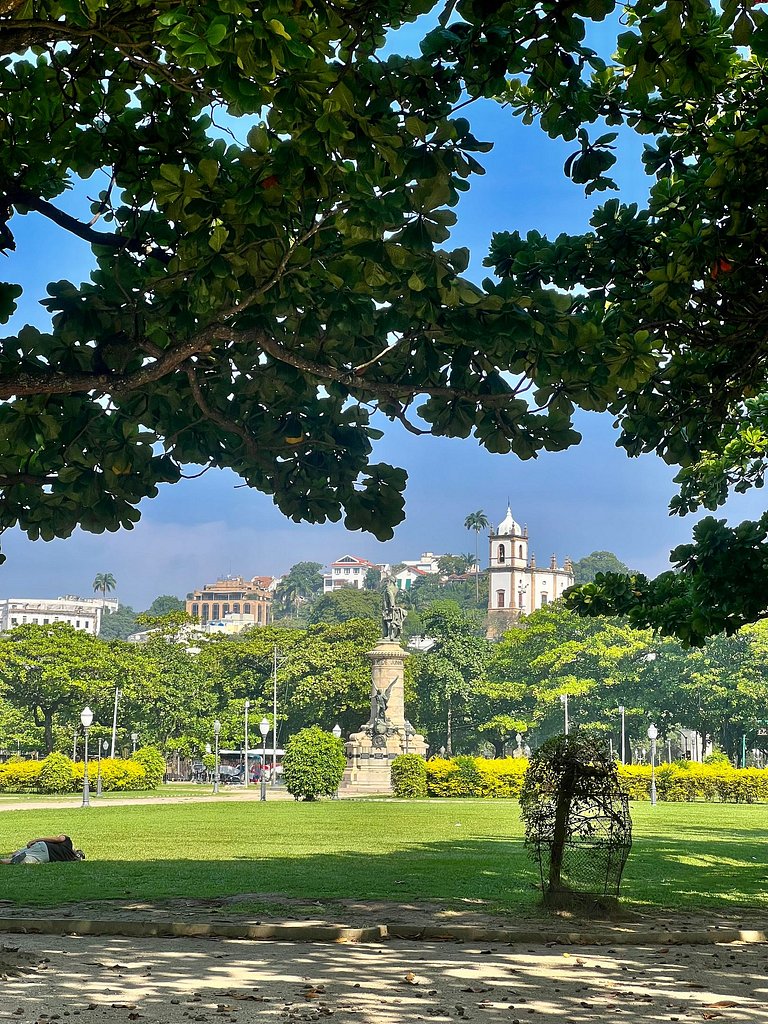 Vista Mar 2 Quartos 2 Banheiros na Gloria AS232-8