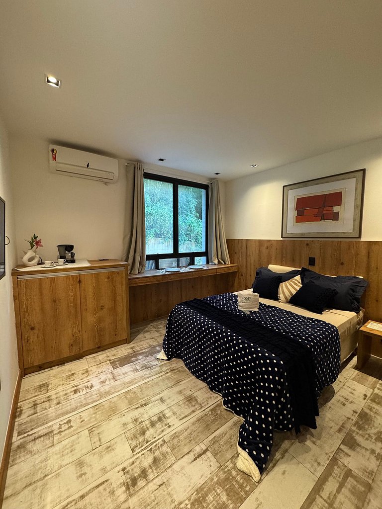 Suíte com piscina, sauna e academia