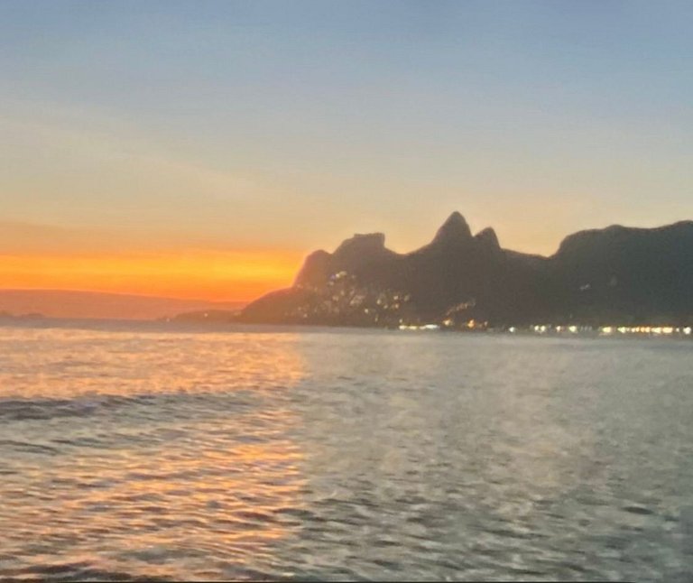 Suíte com piscina, sauna e academia