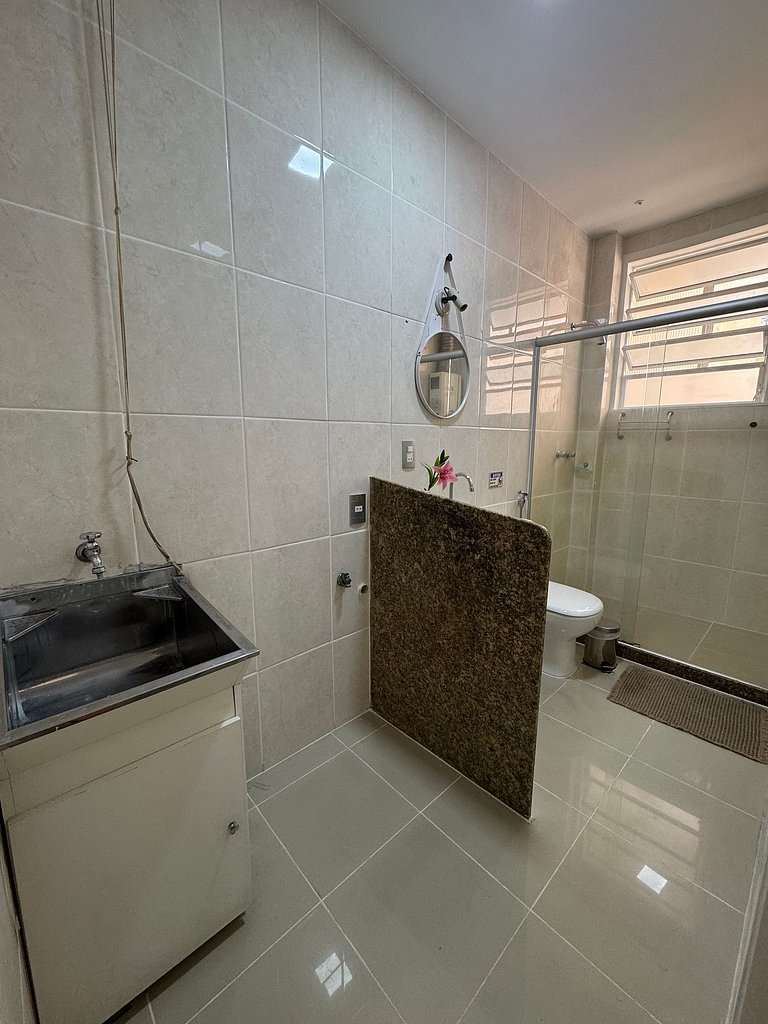 Suíte com Jacuzzi 2 Quartos e Praia