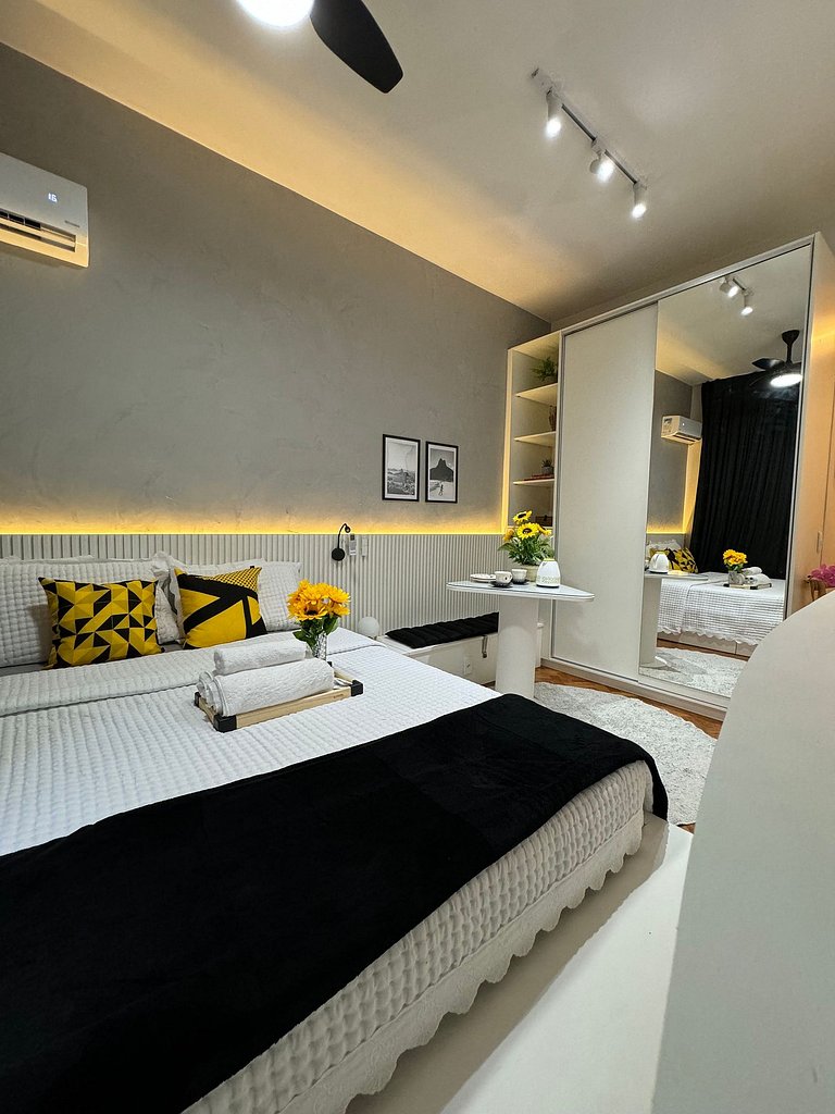 Studio bem Decorado 300 Metros da Praia