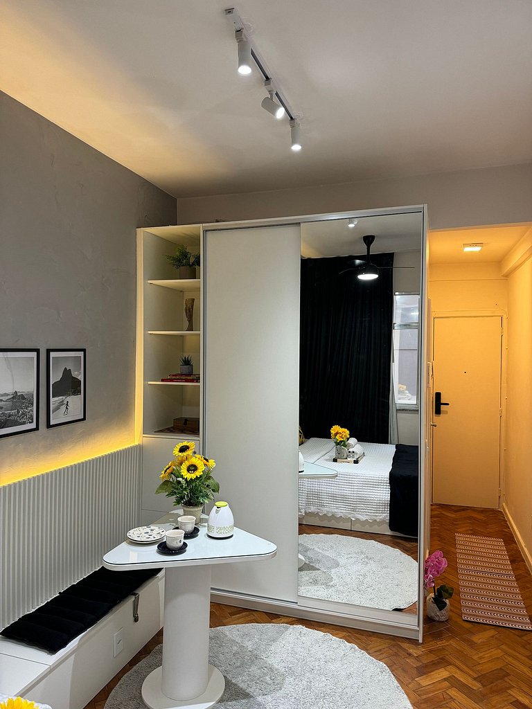 Studio bem Decorado 300 Metros da Praia