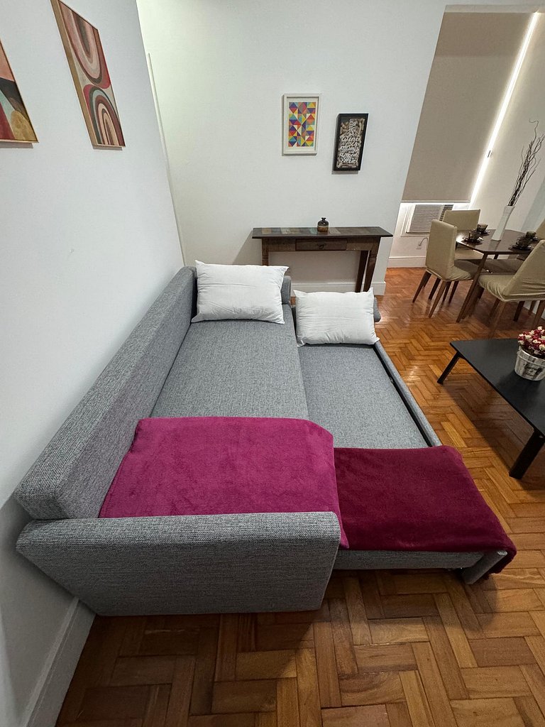 Conforto a 50 metros da Praia Posto 6