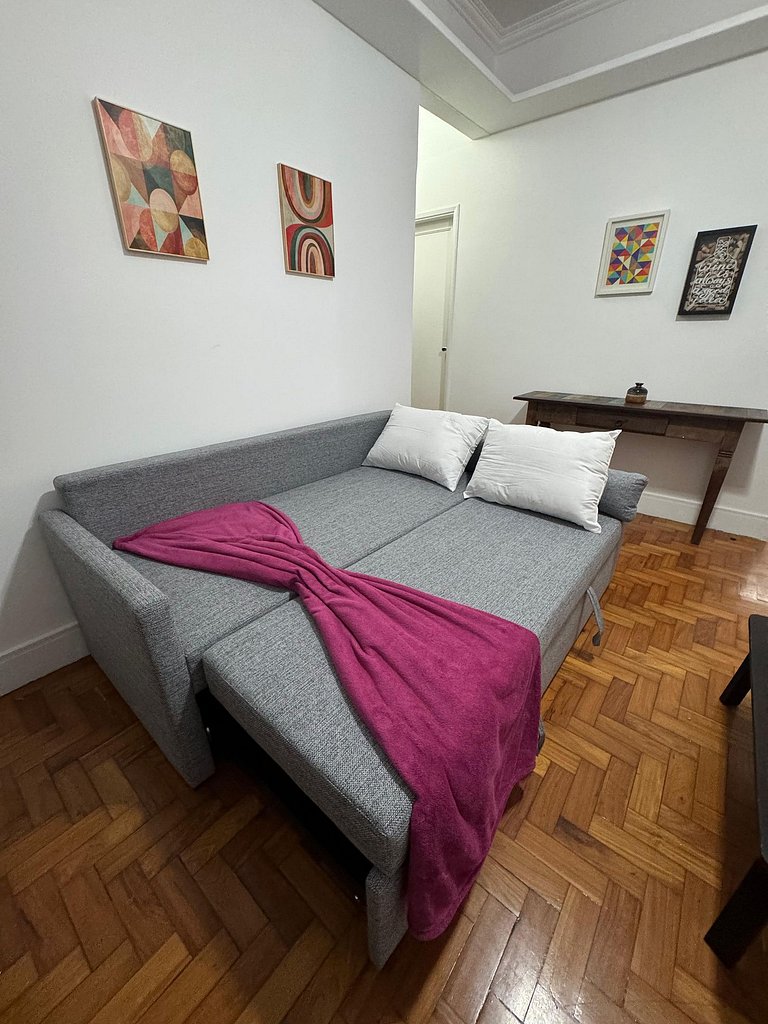 Conforto a 50 metros da Praia Posto 6