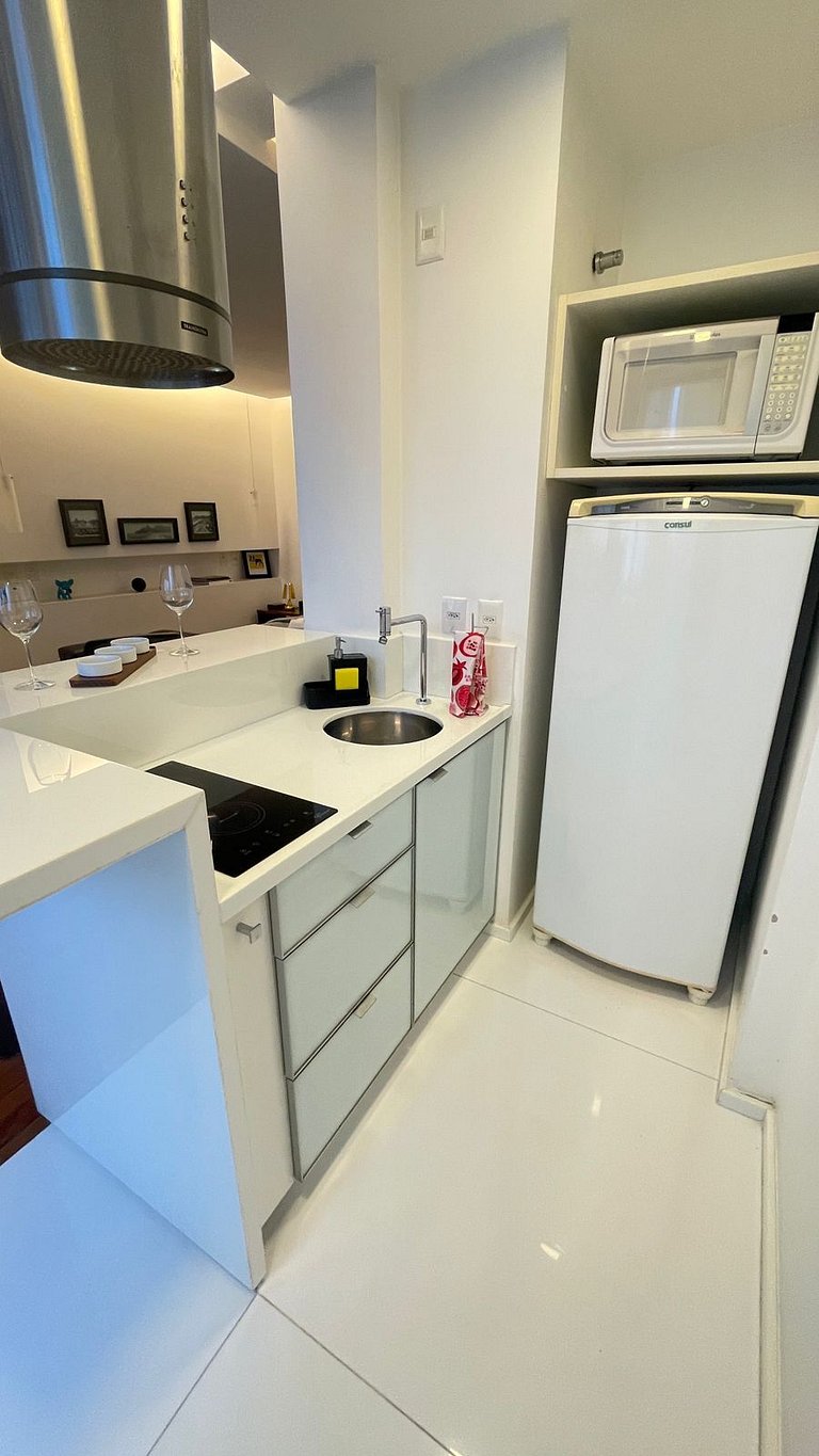 Studio no Arpoador a 1 Minutos da Praia