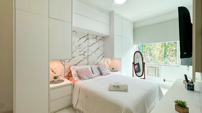 Duplex 2 Quartos 2 Banheiros no Posto 6 BC537-607