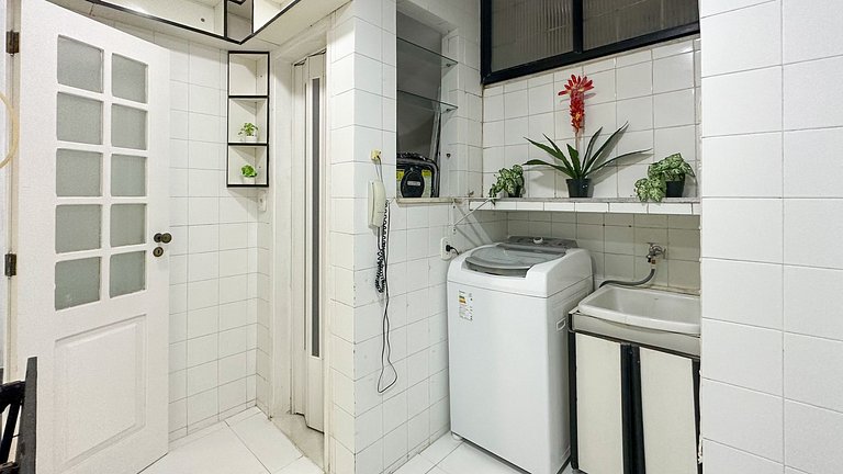 Duplex 2 Quartos 2 Banheiros no Posto 6 BC537-607