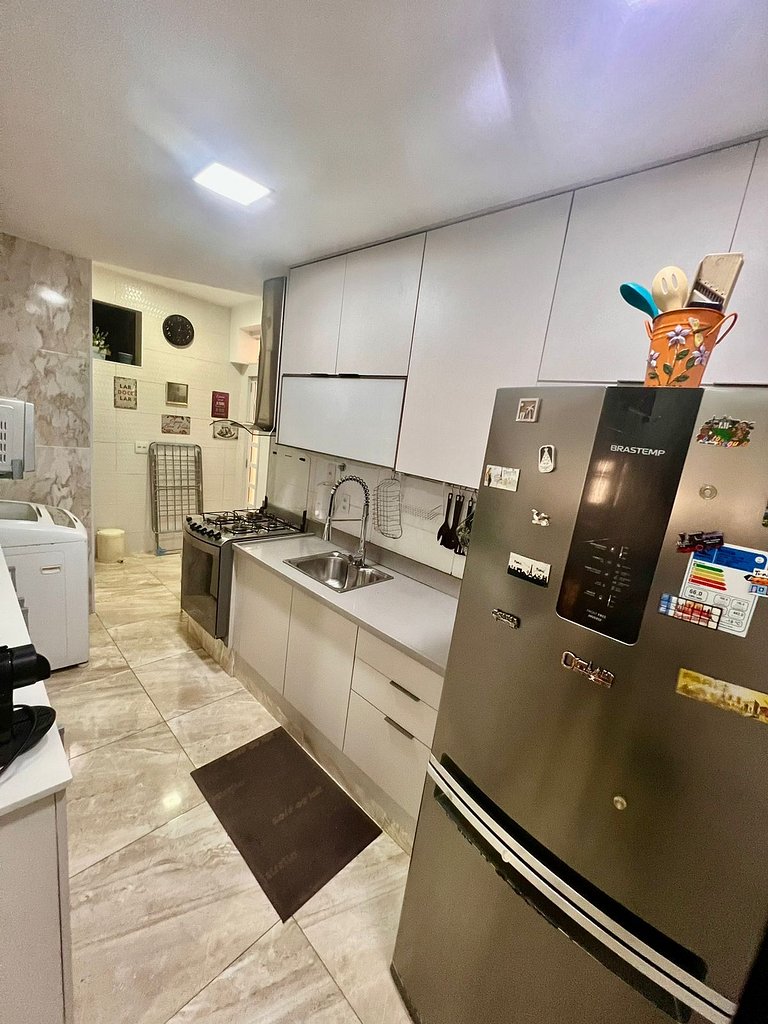 2 Quartos 8 Pessoas a 3 minutos da Praia