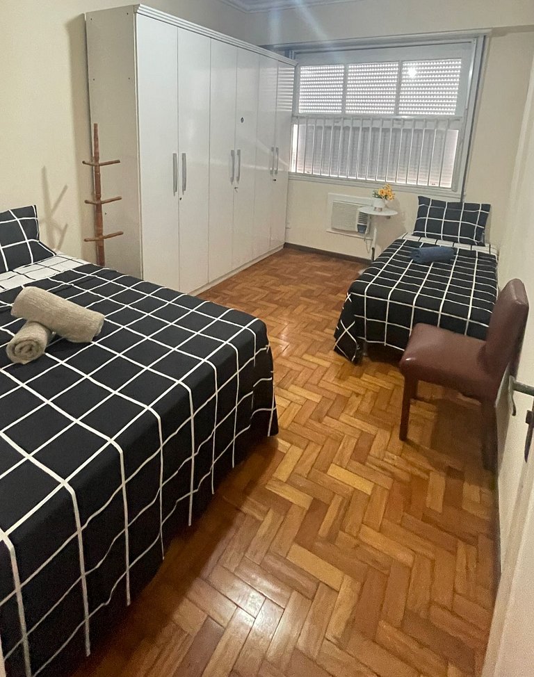 2 Quartos 8 Pessoas a 3 minutos da Praia - DF411009