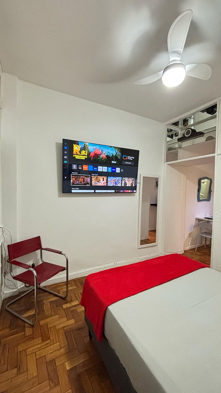 Loft Moderno Versátil a 7 Minutos Praia