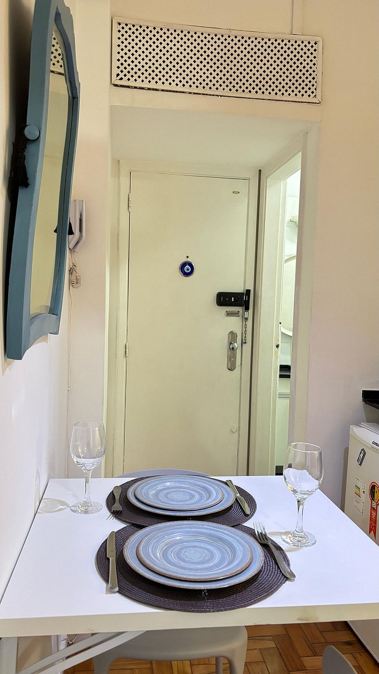 Loft Moderno Versátil a 7 Minutos Praia