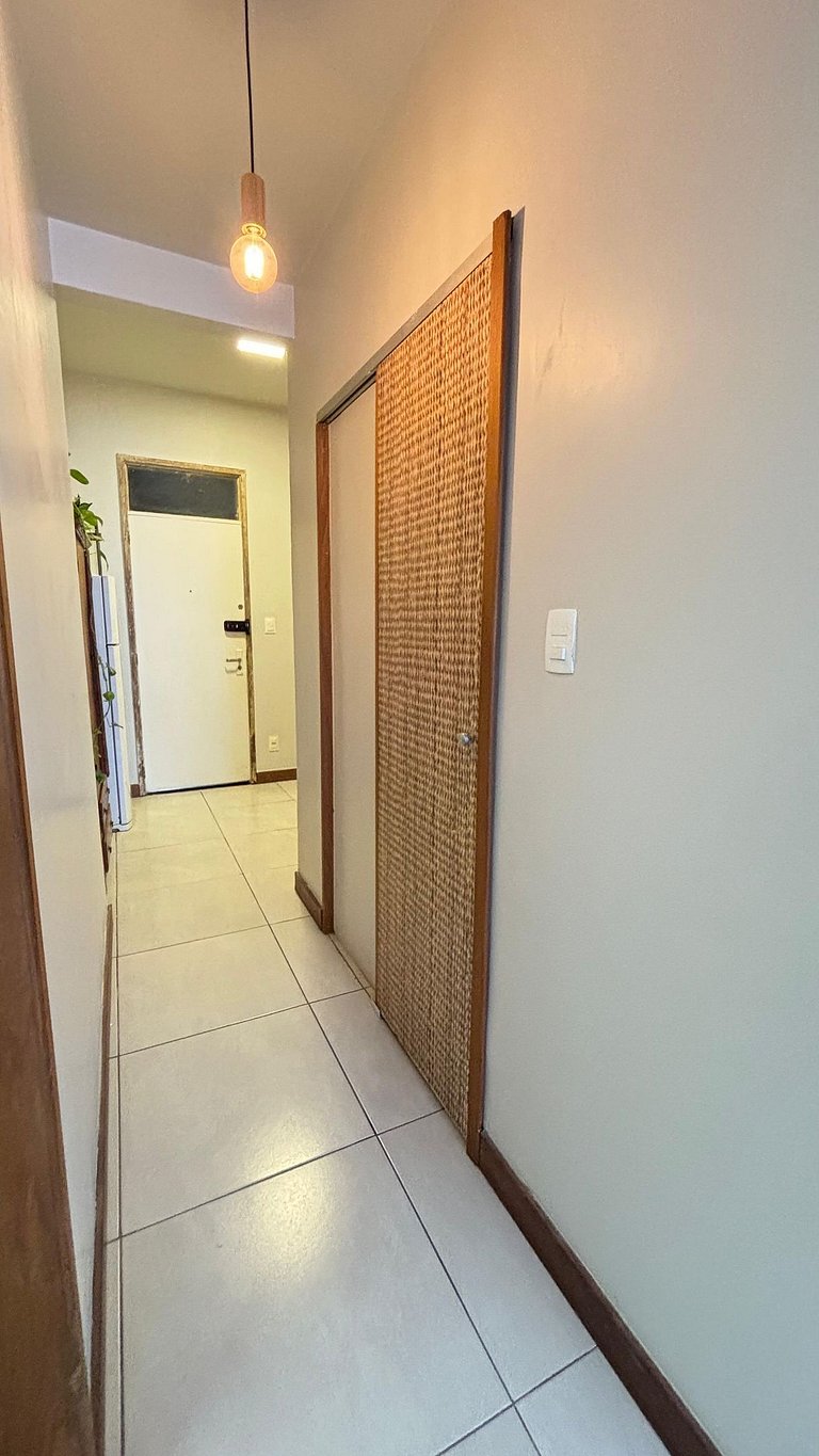 Conforto na Quadra da Praia Posto 5 - NSC11371102