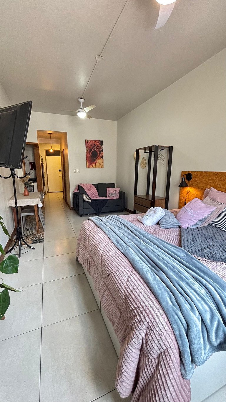 Conforto na Quadra da Praia Posto 5 - NSC11371102