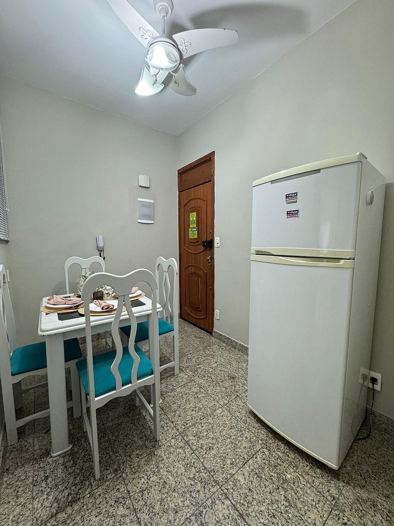Conforto na Quadra da Praia Posto 5 NSC1137-1203