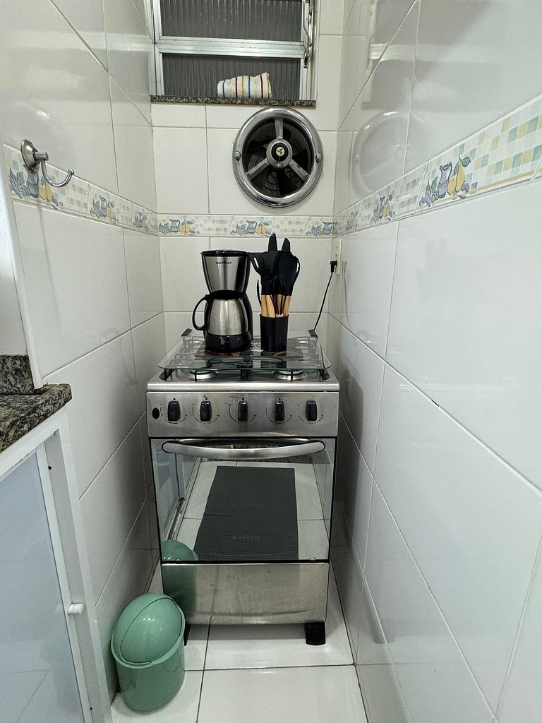 Conforto na Quadra da Praia Posto 5 NSC1137-1203