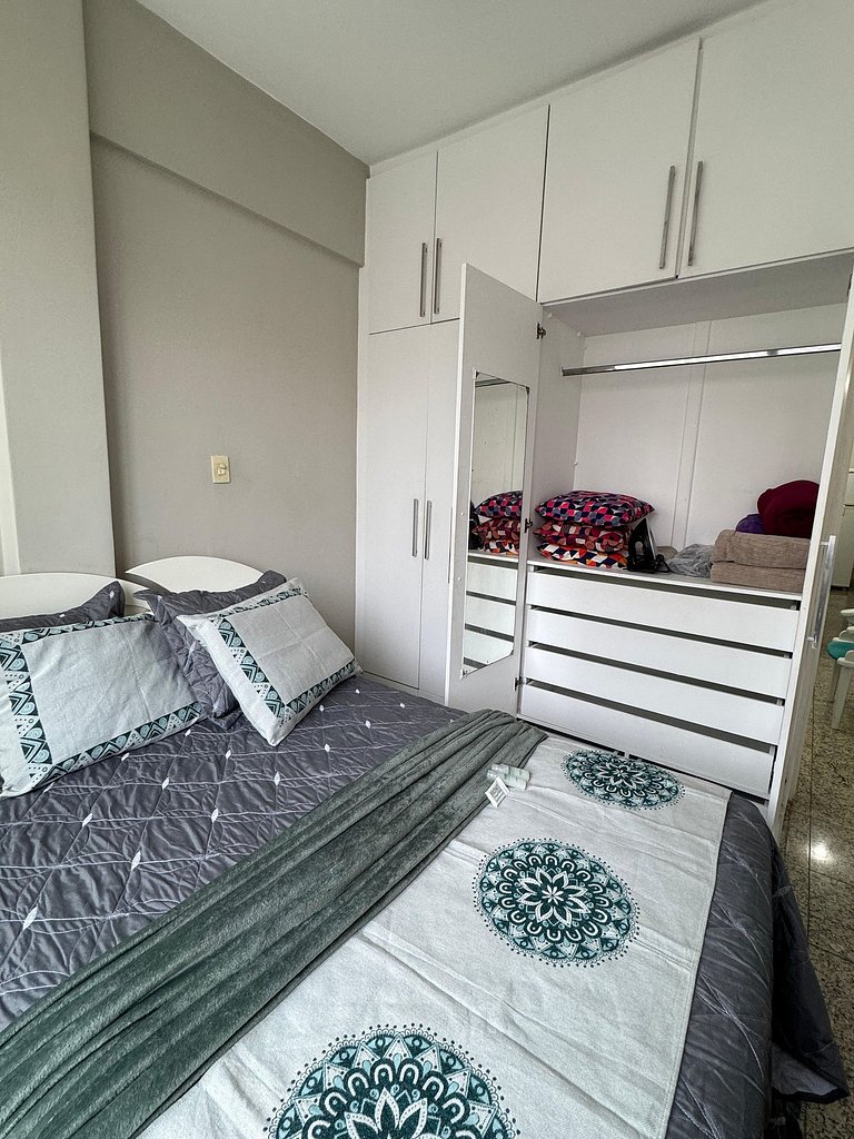 Conforto na Quadra da Praia Posto 5 NSC1137-1203