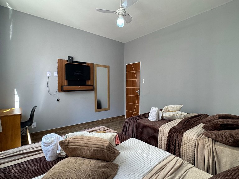 A 1 quarda da Praia Com Conforto - ZY01I