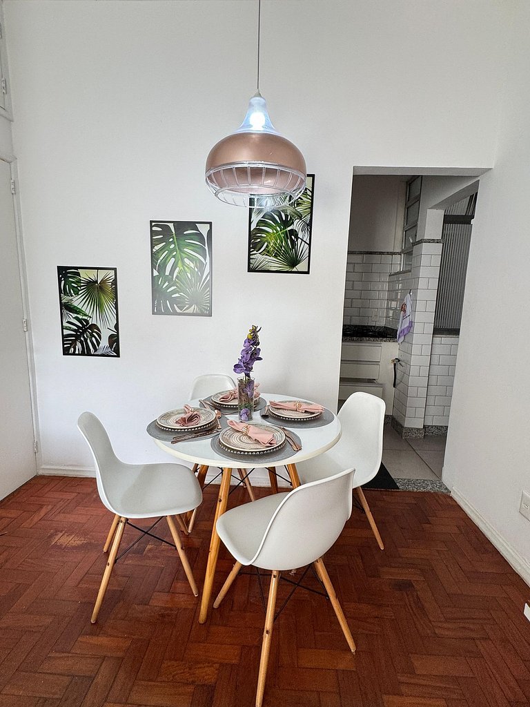 Exclusividade 50 metros da Praia Posto 6