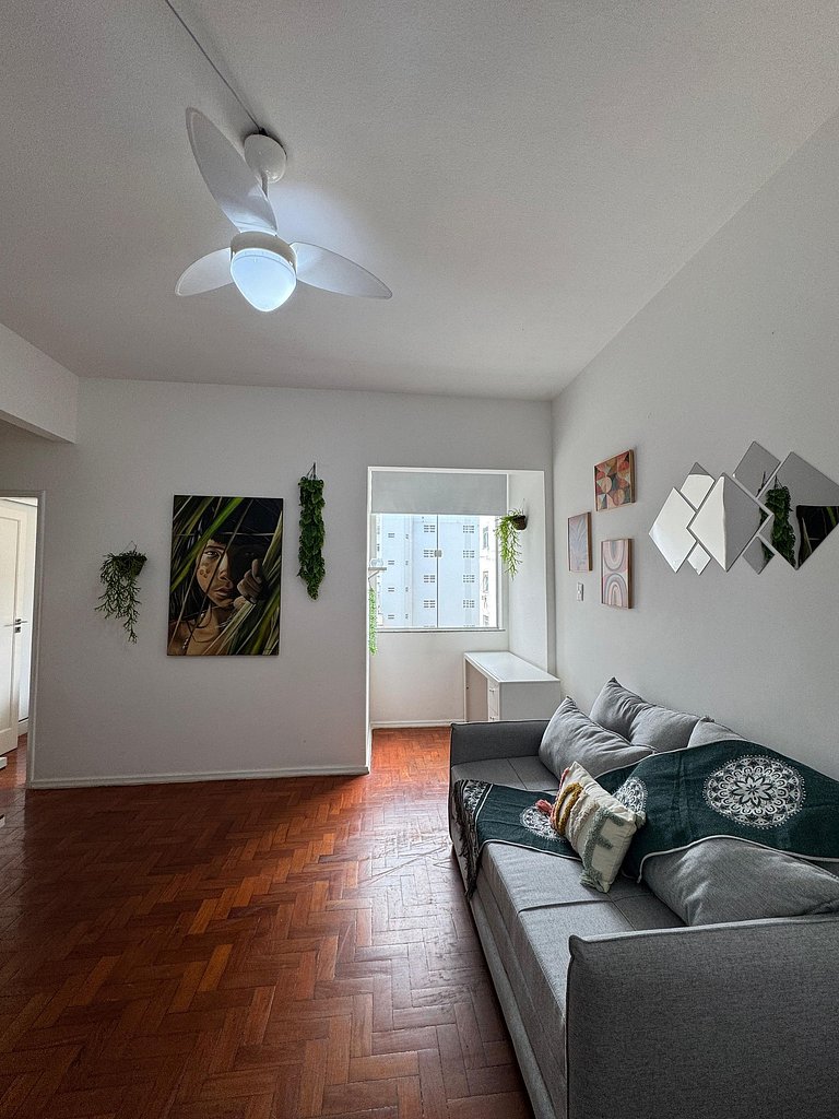 Exclusividade 50 metros da Praia Posto 6 - ZY02I