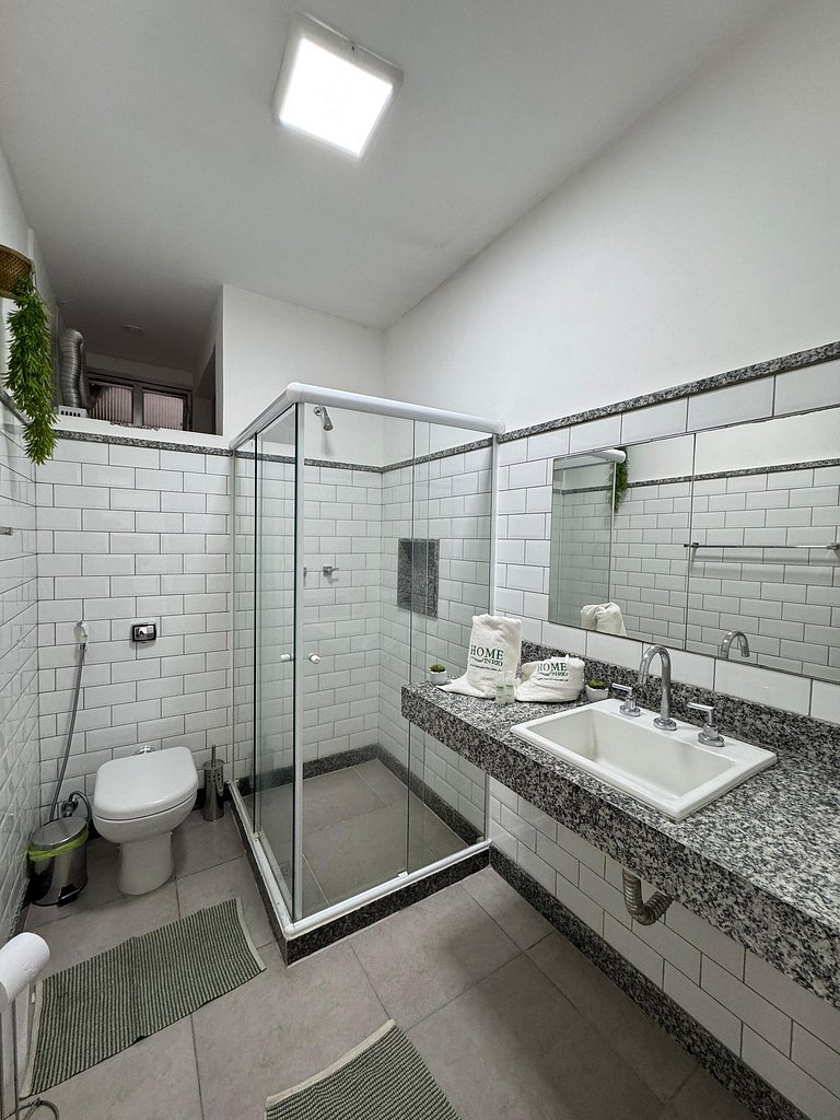 Exclusividade 50 metros da Praia Posto 6