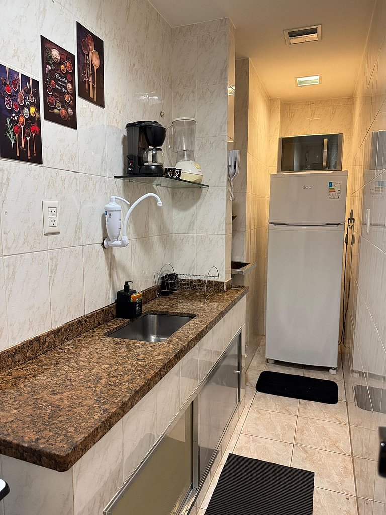 2 Quartos a 300 Metros da Praia Posto 4 - YR64I