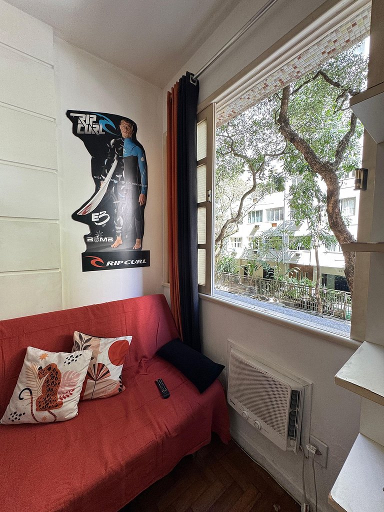 2 Quartos a 300 Metros da Praia Posto 4 - YR64I