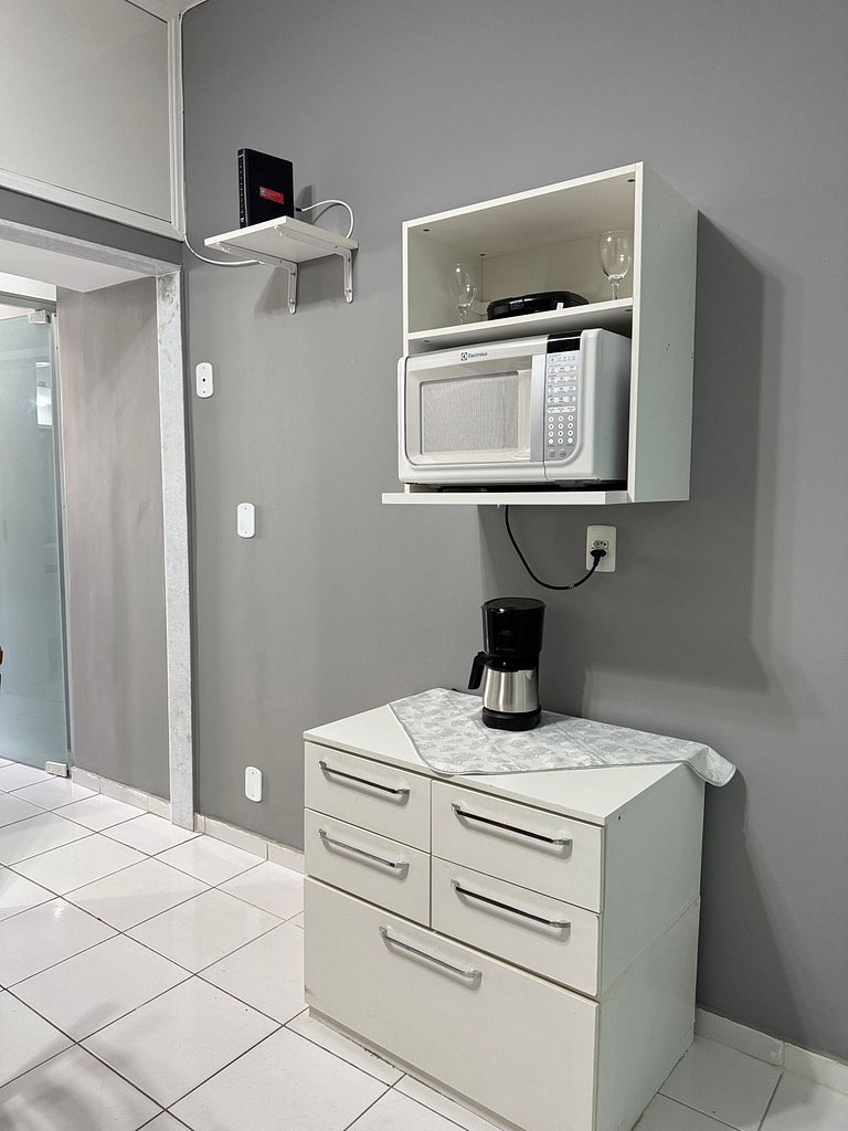 Na Quadra da Praia com 2 Suites
