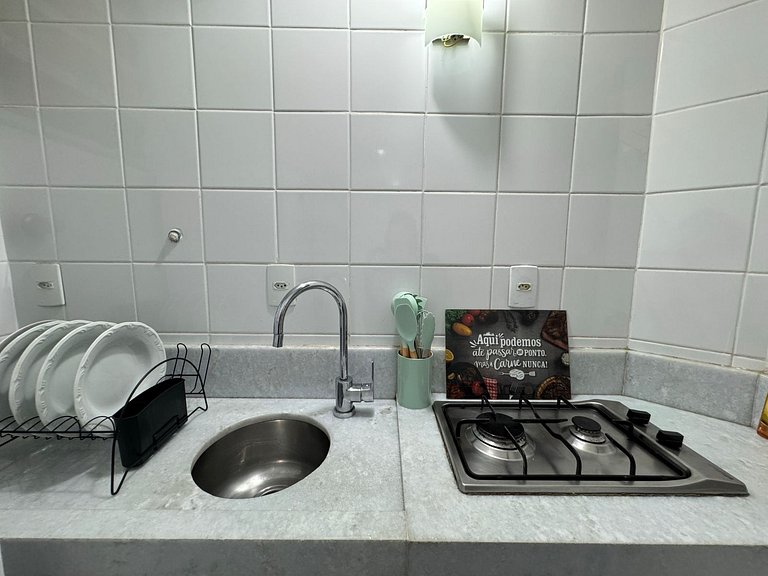 Na Quadra da Praia com 2 Suites