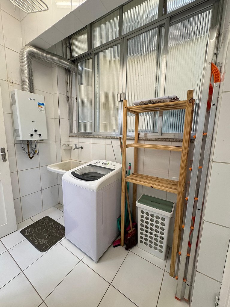 Amplo Com 2 Quartos ao Lado do Metrô