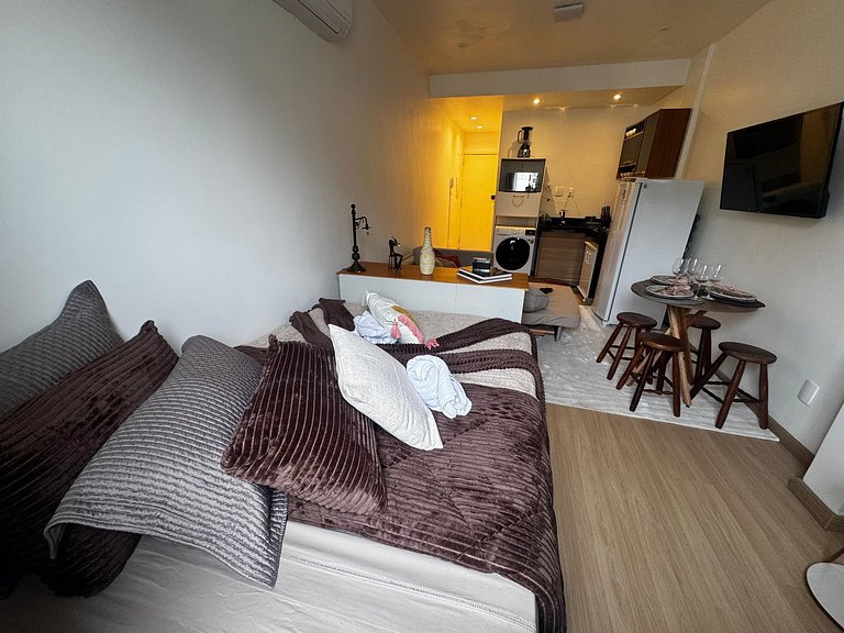 Studio Completo a 3 Minutos da Praia HG66-1212