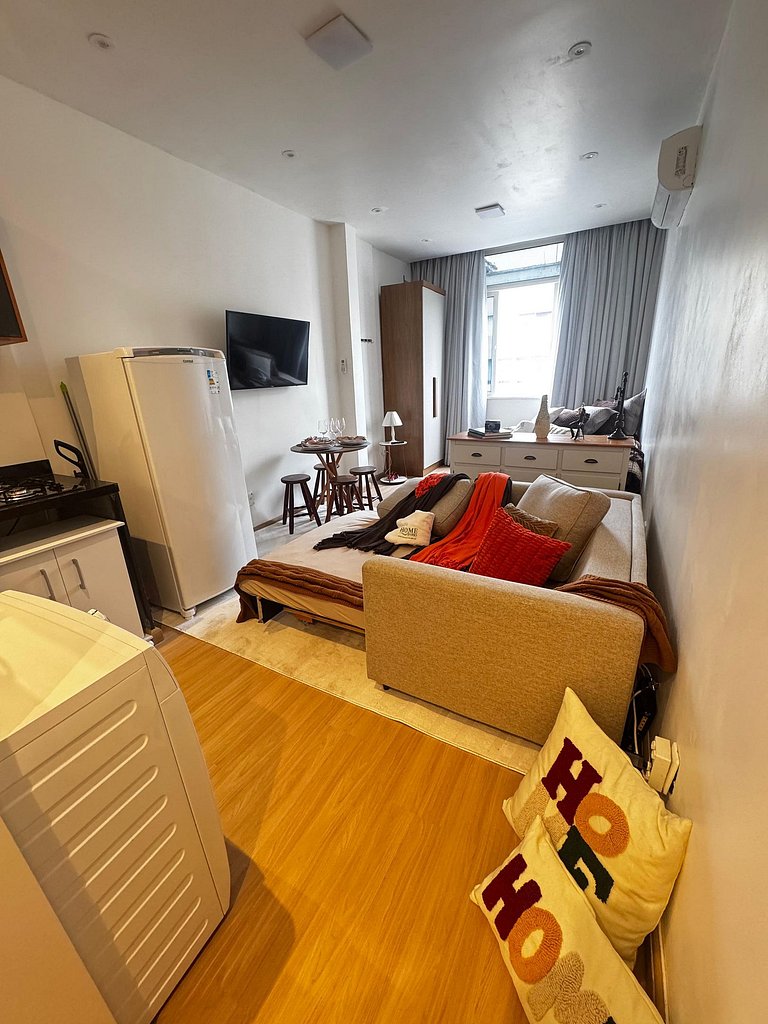 Studio Completo a 3 Minutos da Praia HG66-1212