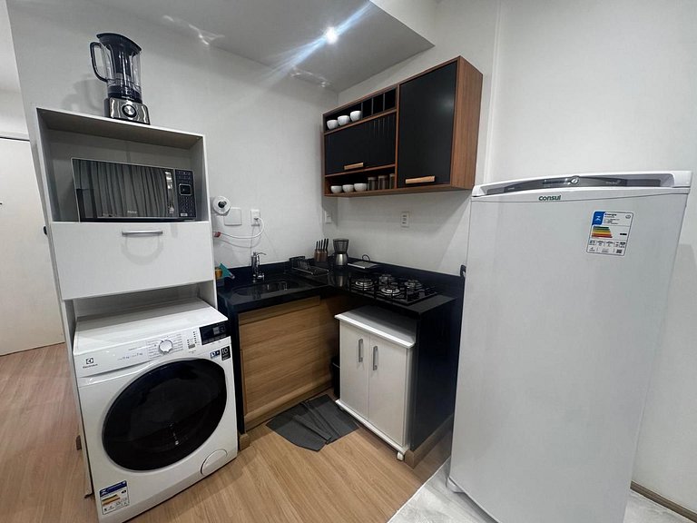 Studio Completo a 3 Minutos da Praia HG66-1212
