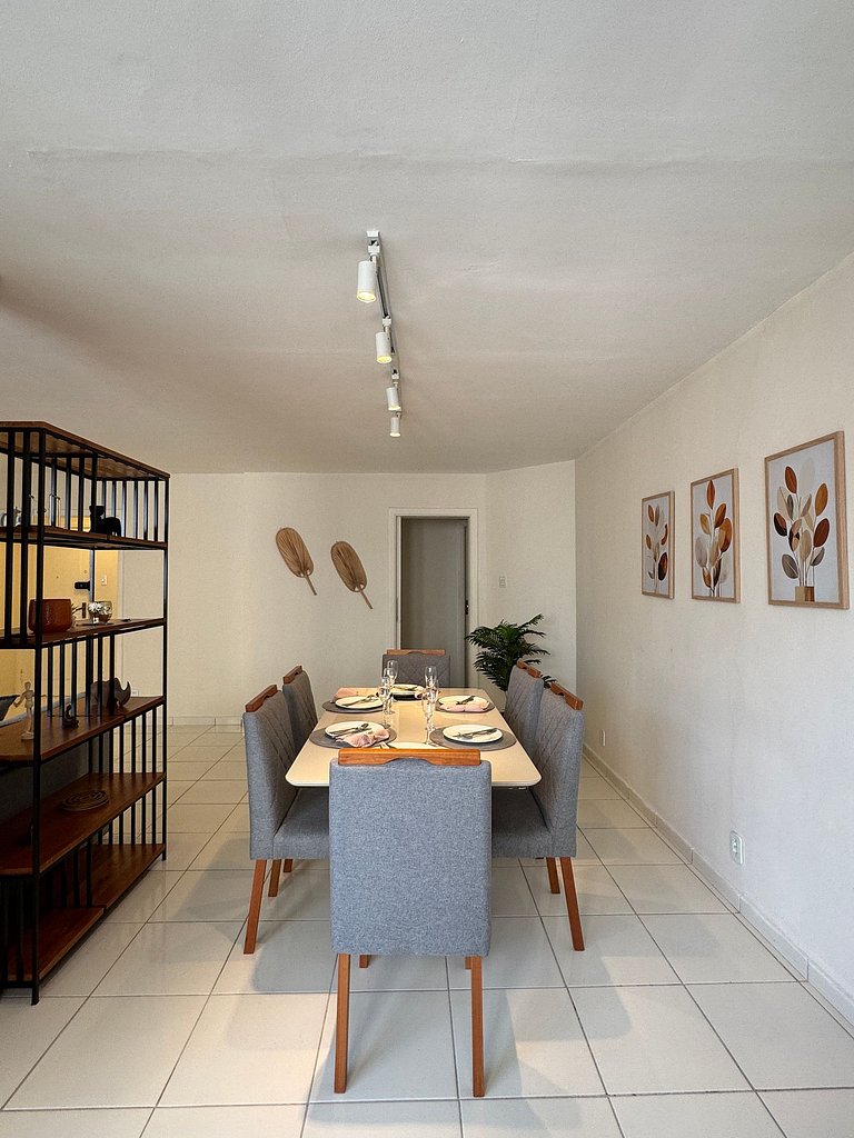 Espaçoso com 2 quartos 3 Minutos da Praia A16-1101