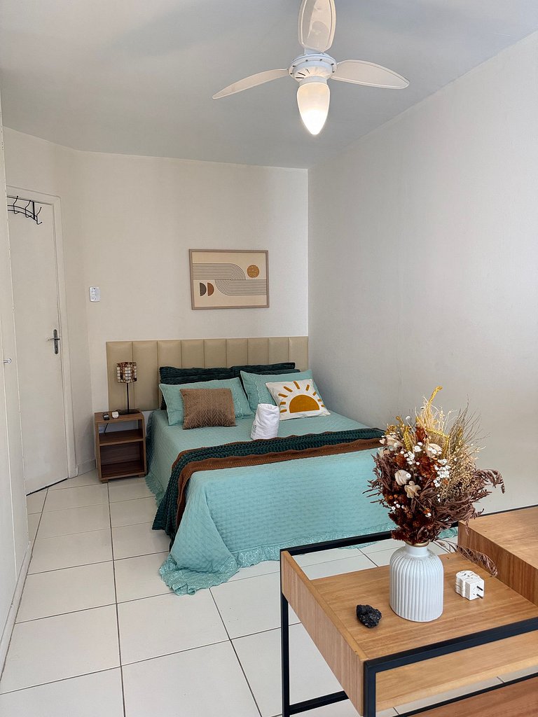 Espaçoso com 2 quartos 3 Minutos da Praia