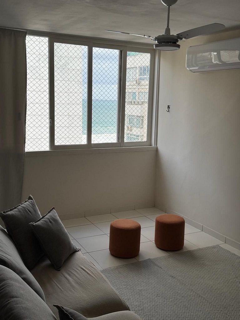 Espaçoso com 2 quartos 3 Minutos da Praia