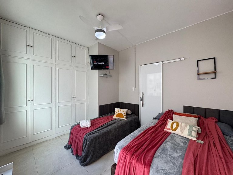 A 3 Minutos da Praia Posto 2 CM13-603