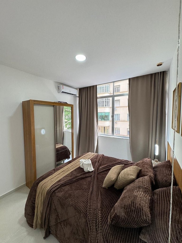 Vista Lateral Mar 2 Minutos da Praia AS76-305