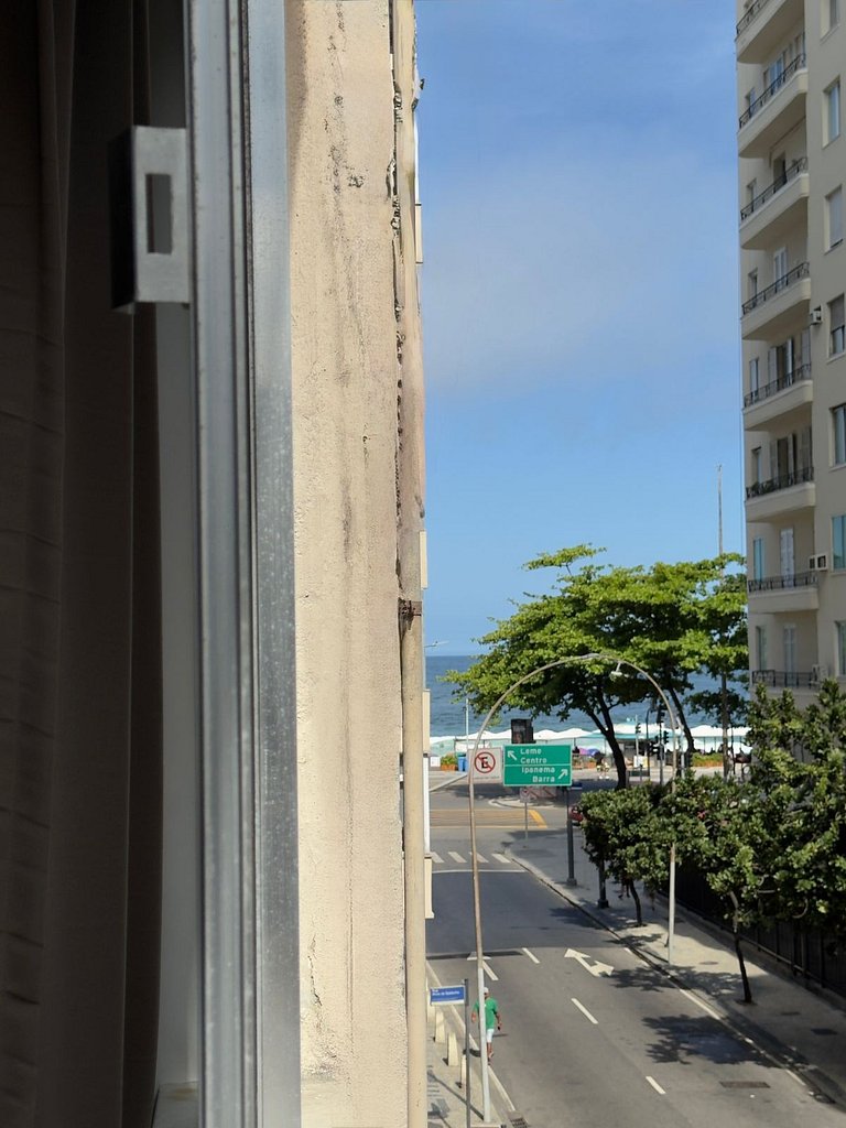 Vista Lateral Mar 2 Minutos da Praia AS76-305