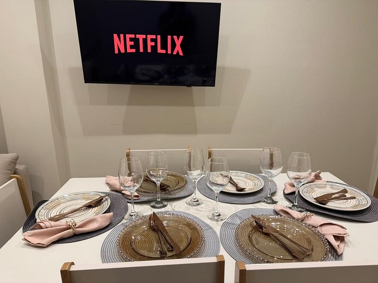 Otimo 2 Quartos na Gloria AS232-302