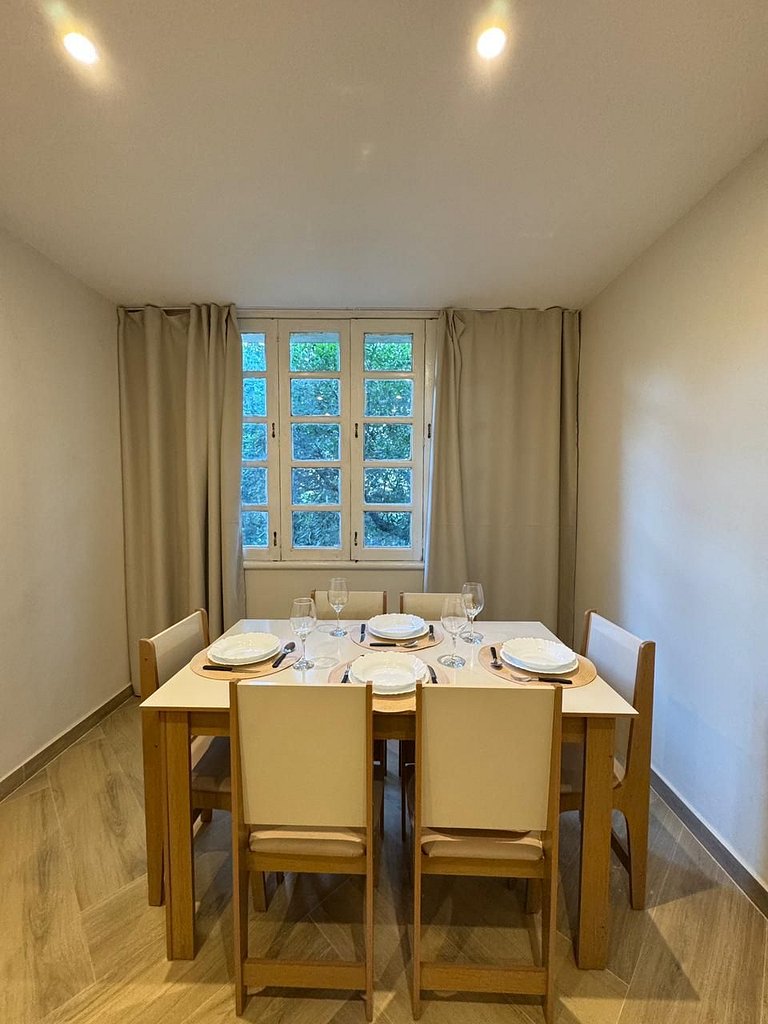 2 Quartos Vista Mar na Praça Paris Gloria 232-403