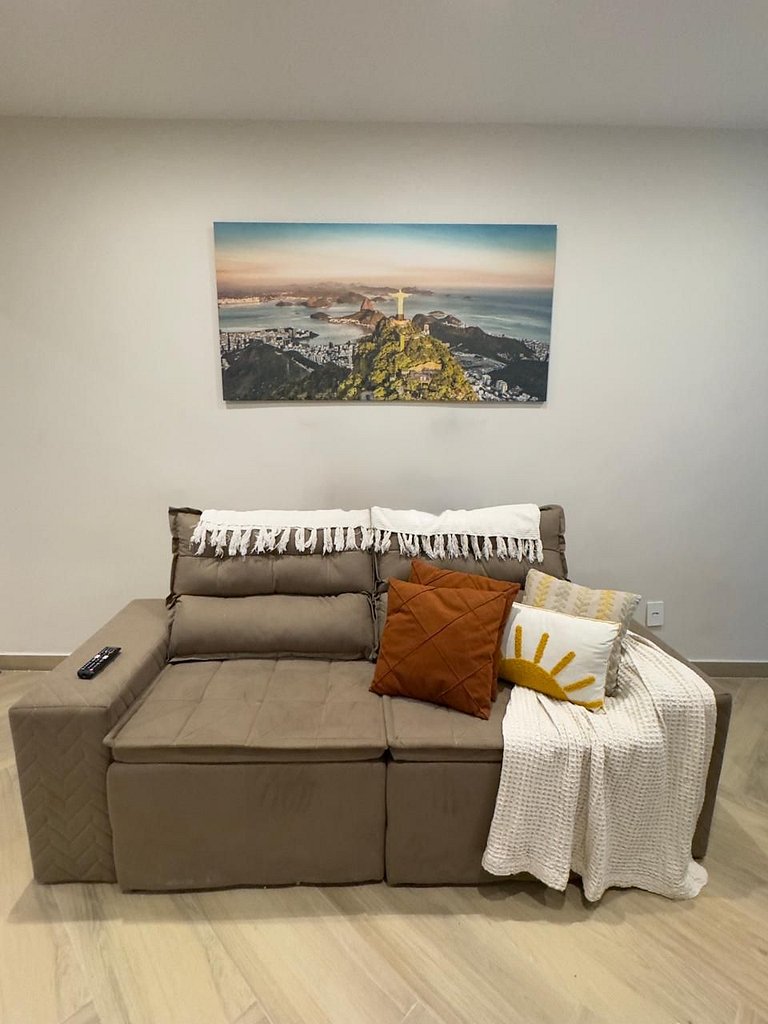 2 Quartos Vista Mar na Praça Paris Gloria 232-403