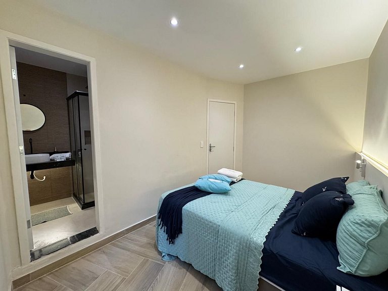 2 Quartos Vista Mar na Praça Paris Gloria 232-403