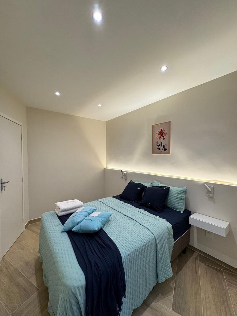 2 Quartos Vista Mar na Praça Paris Gloria 232-403