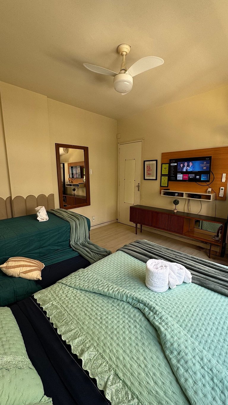 8 Minutos da Praia e Perto do Metrô SC177-201