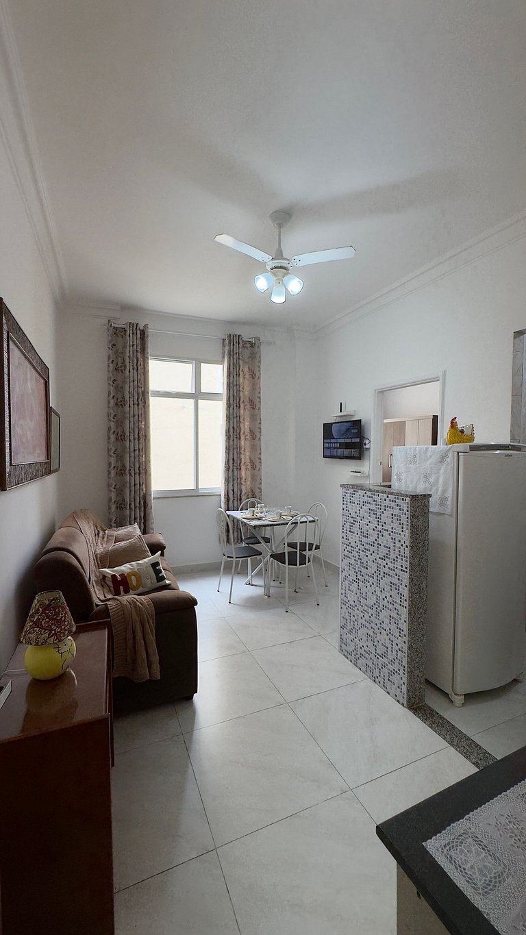 Estrutura Completa com 1 Suíte e Praia