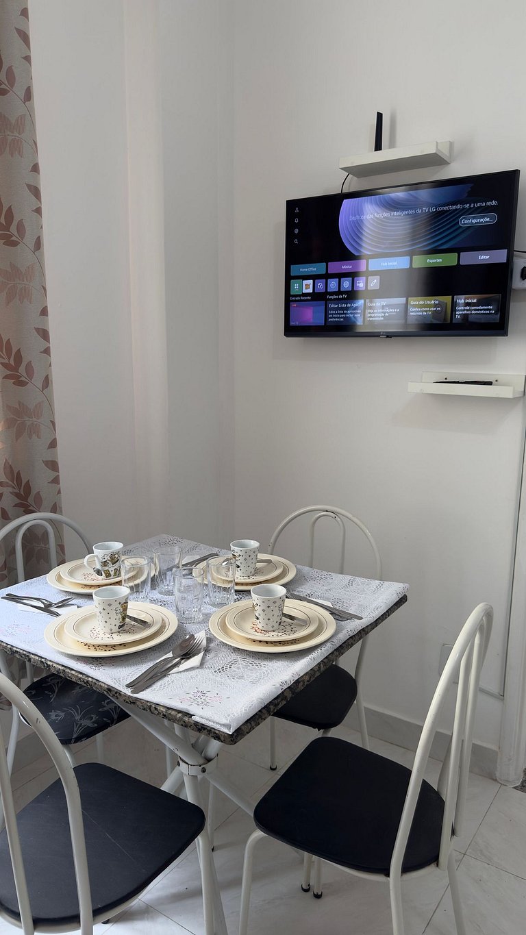 Estrutura Completa com 1 Suíte e Praia NSC1032-913