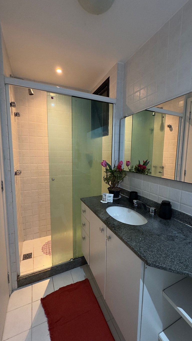 Flat com Piscina, Sauna e Academia PL99-507