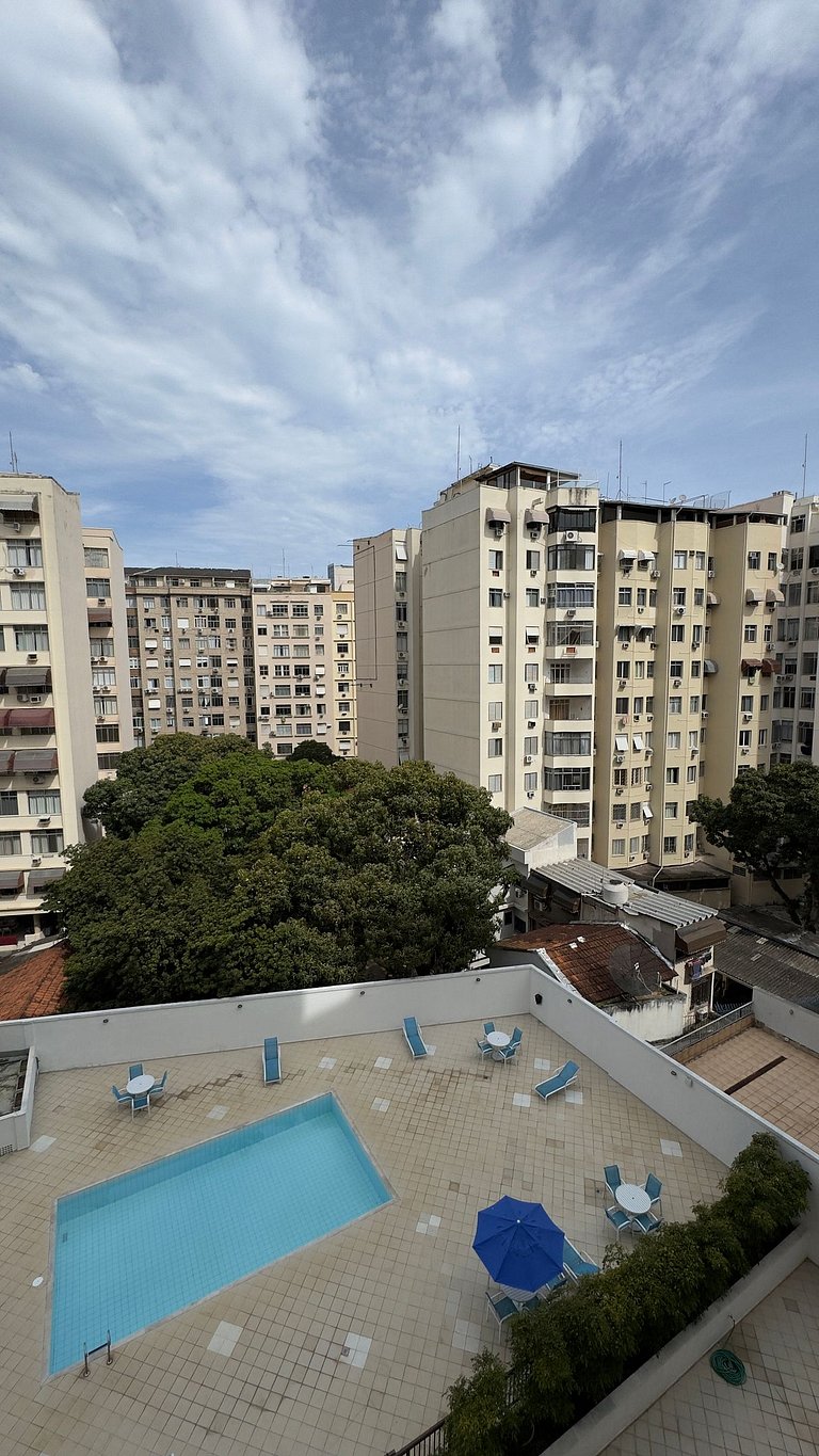 Flat com Piscina, Sauna e Academia PL99-507